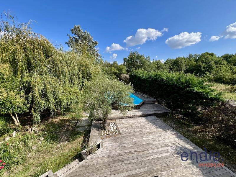 Maison - 158 m² - 7 pièces