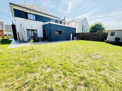 Maison - 140 m² - 6 pièces