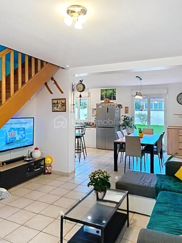 Maison - 97 m² - 6 pièces