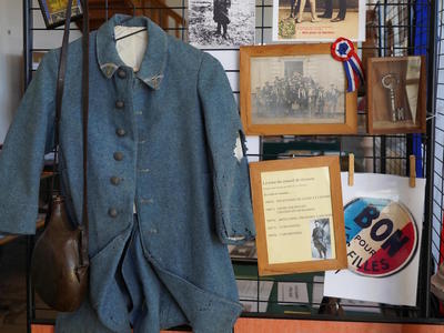 Exposition - l'adieu aux larmes