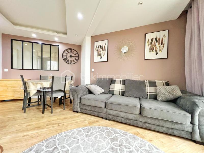 Appartement - 82 m² - 4 pièces