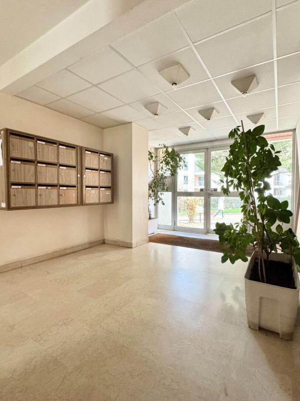 Appartement - 120 m² - 6 pièces