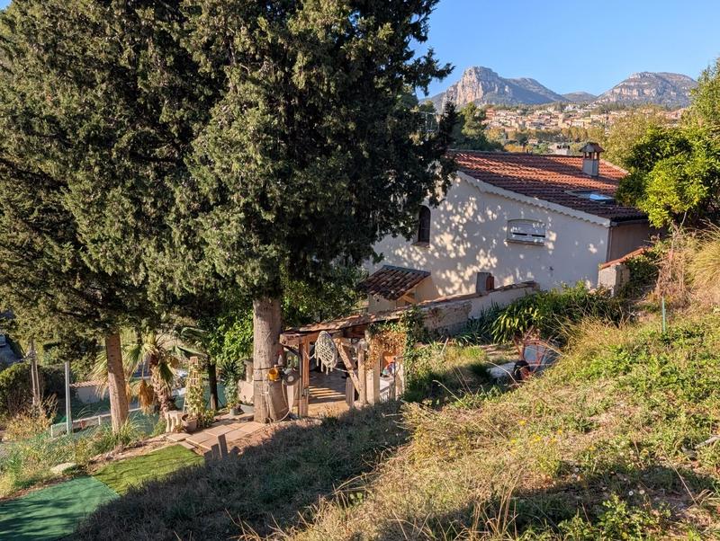 Villa - 179 m² - 7 pièces