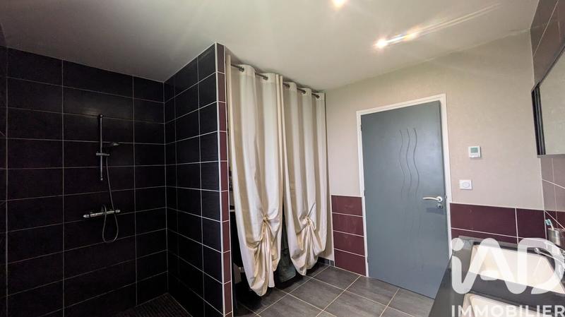 Maison - 138 m² - 6 pièces