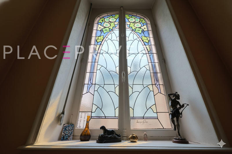 Maison - 224 m² - 13 pièces