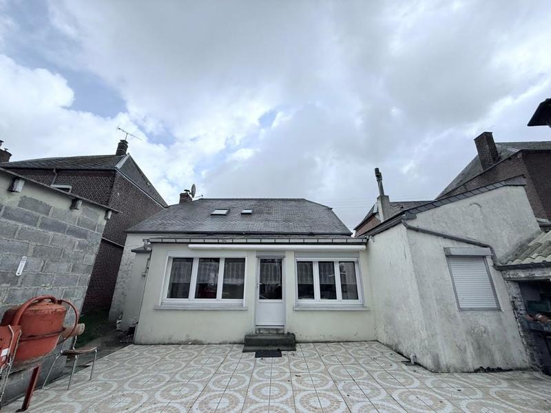 Maison - 100 m² - 4 pièces