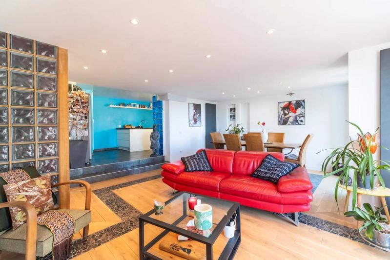 Appartement - 210 m² - 7 pièces