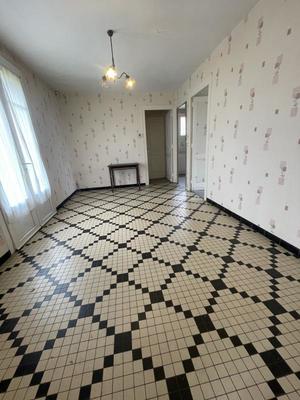 Maison - 80 m² - 4 pièces