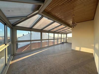 Appartement - 269 m² - 8 pièces