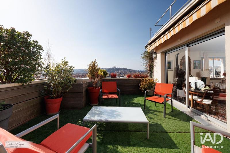 Appartement - 85 m² - 3 pièces