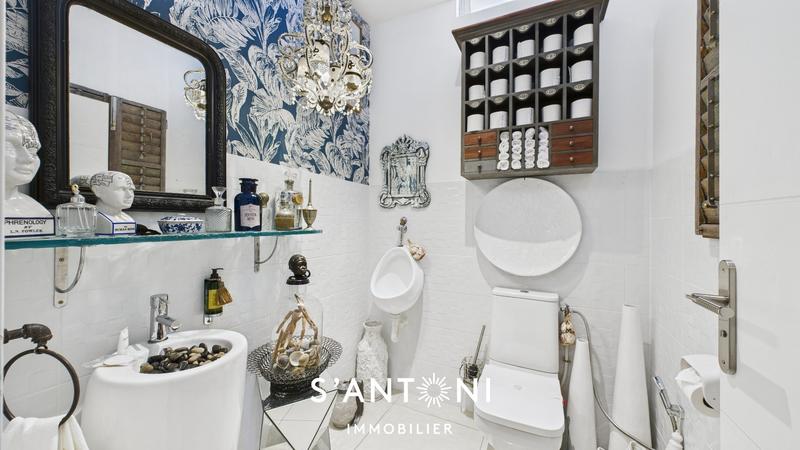 Maison de domaine - 364 m² - 10 pièces