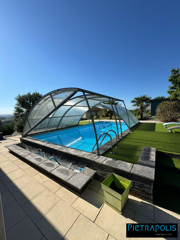 Villa - 153 m² - 6 pièces