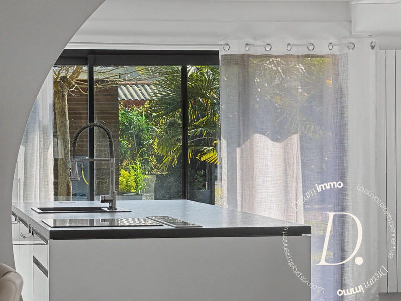 Maison - 108 m² - 4 pièces