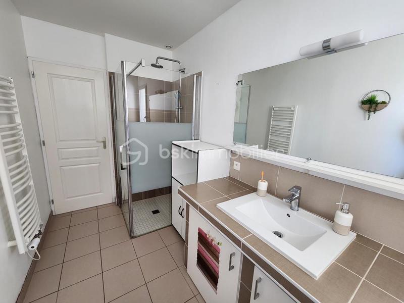 Maison traditionnelle - 146 m² - 5 pièces