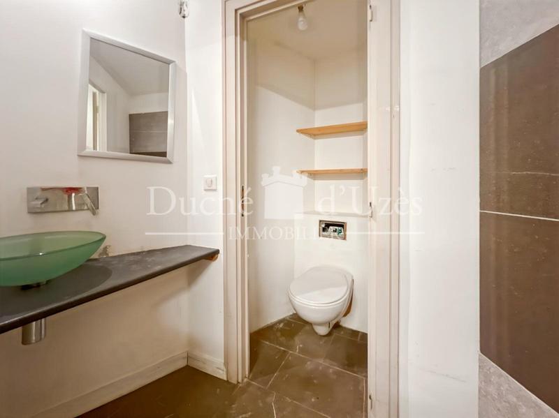 Local commercial - 80 m² - 3 pièces