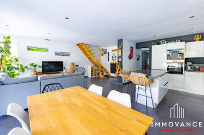 Villa - 100 m² - 4 pièces