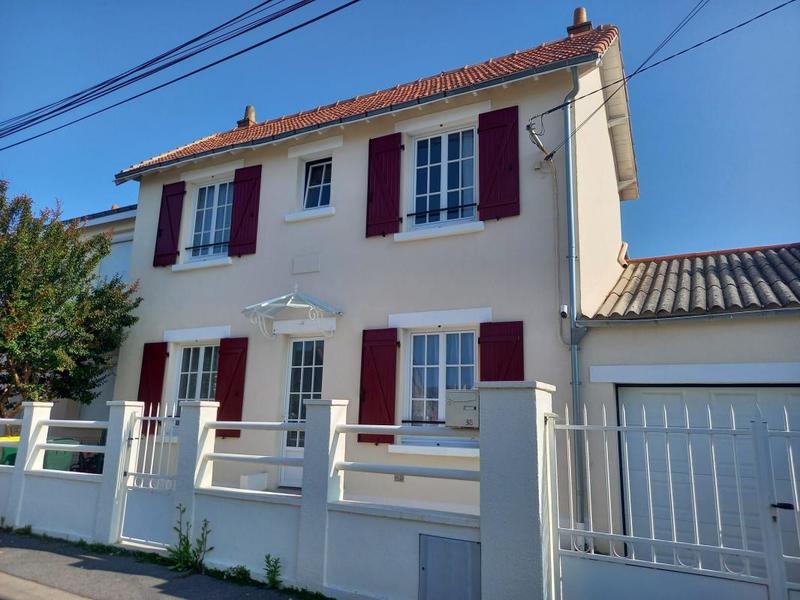 Maison - 80 m² - 4 pièces