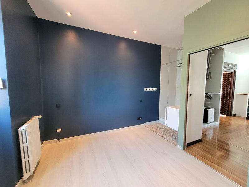 Maison - 205 m² - 6 pièces