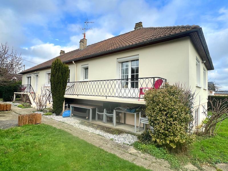 Maison - 156 m² - 6 pièces