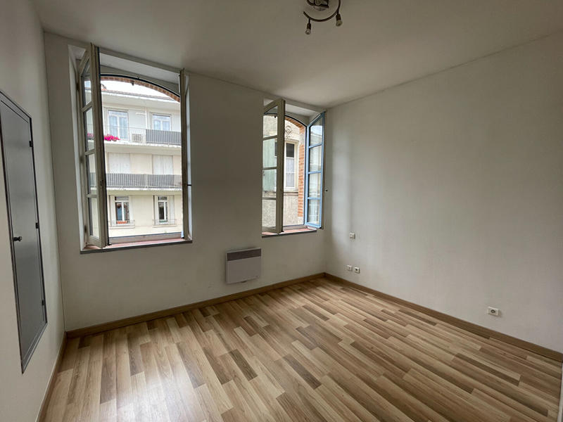 Immeuble - 8 pièces