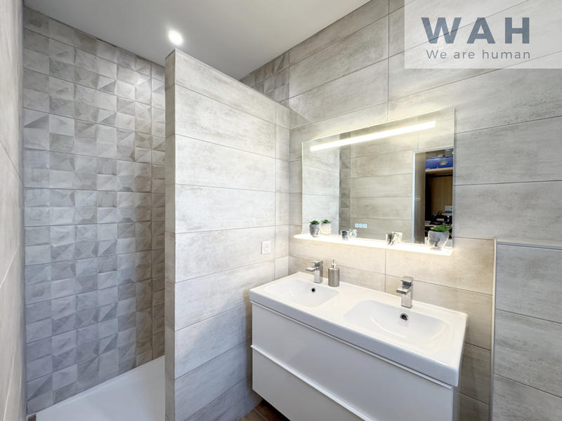 Villa - 155 m² - 6 pièces