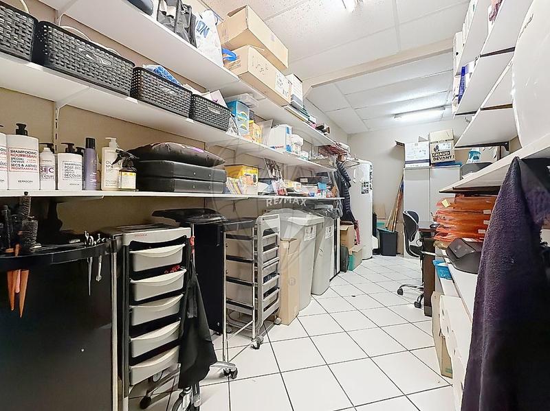 Magasins - 58 m² - 2 pièces