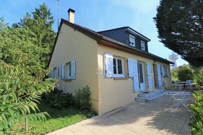 Maison - 155 m² - 6 pièces