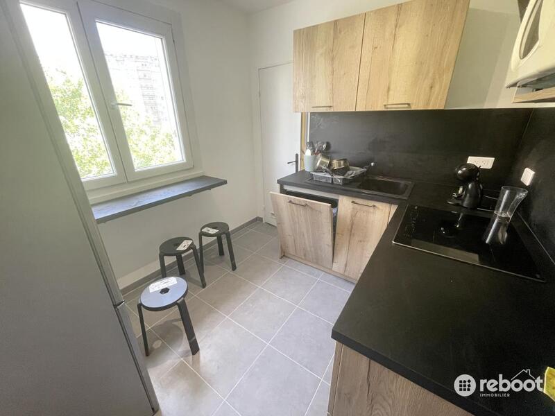 Appartement - 89 m² - 1 pièce