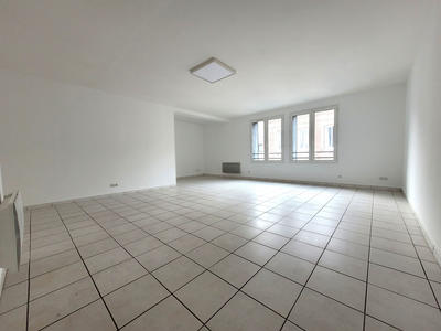 Appartement - 111 m² - 5 pièces