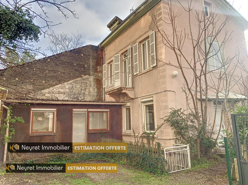 Appartement - 136 m² - 5 pièces