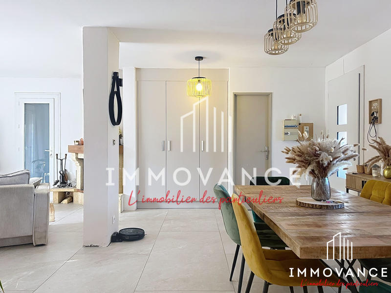 Maison traditionnelle - 105 m² - 5 pièces