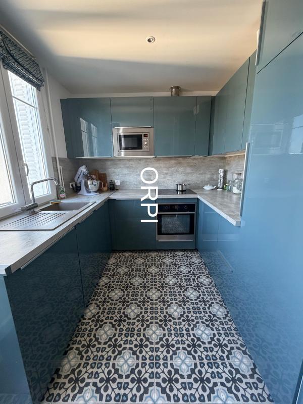 Appartement - 81 m² - 5 pièces