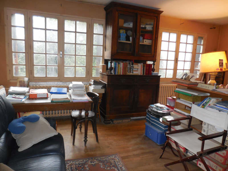 Maison - 240 m² - 10 pièces