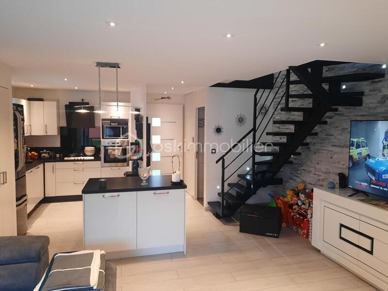 Maison - 77 m² - 4 pièces