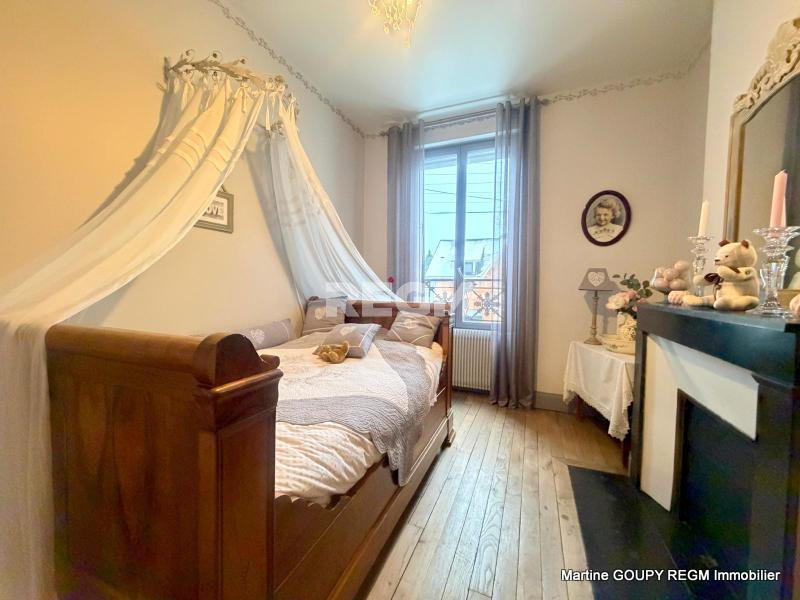 Propriété - 164 m² - 7 pièces