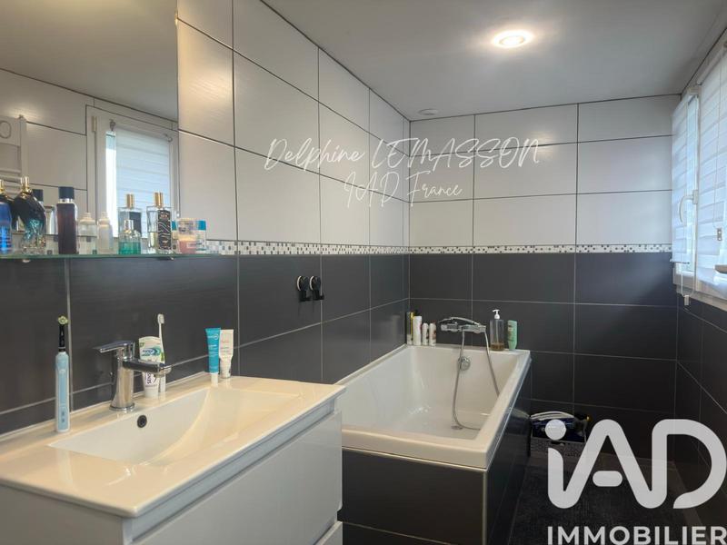 Maison - 158 m² - 6 pièces