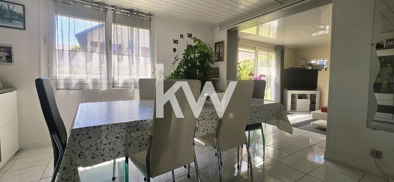 Maison - 120 m² - 4 pièces