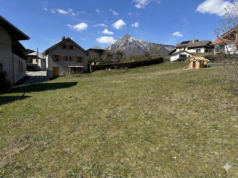 Terrain constructible - 499 m²
