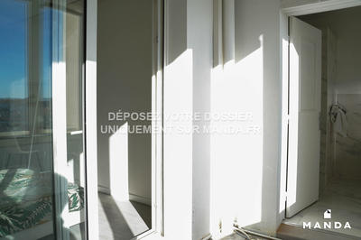 Chambre - 12 m² - 7 pièces