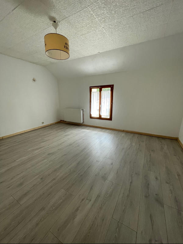 Maison - 157 m² - 6 pièces