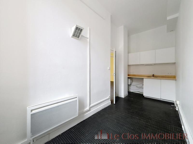 Bureau - 133 m² - 2 pièces