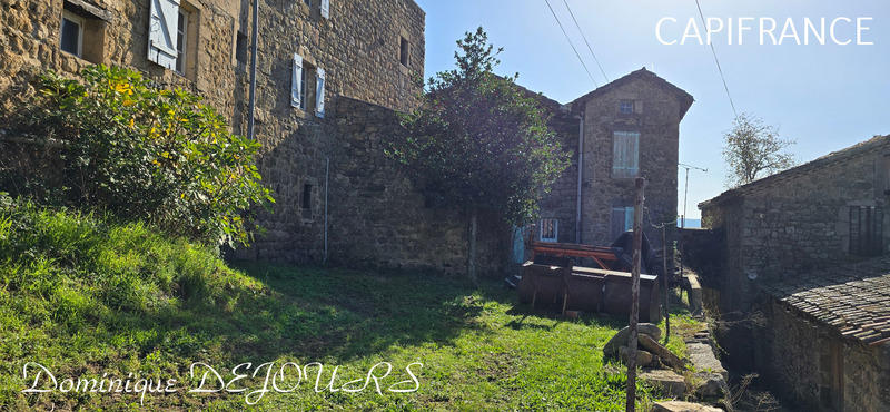 Maison - 120 m² - 4 pièces