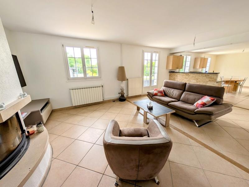 Maison - 158 m² - 6 pièces