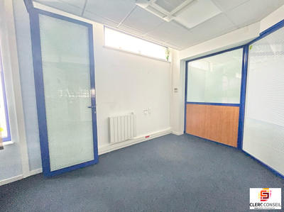 Local commercial - 124 m²