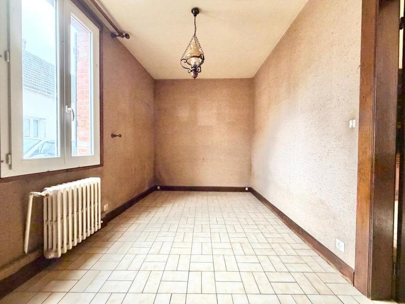 Maison - 104 m² - 5 pièces