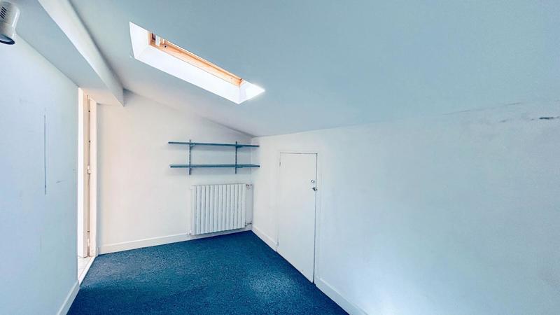 Immeuble - 193 m² - 9 pièces