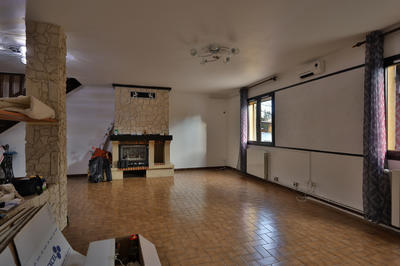 Maison - 104 m² - 4 pièces