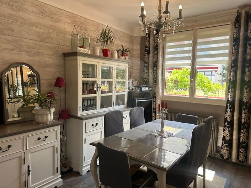 Maison - 142 m² - 4 pièces