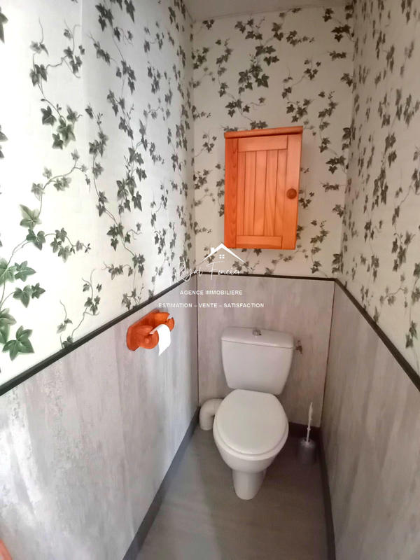 Maison - 93 m² - 4 pièces