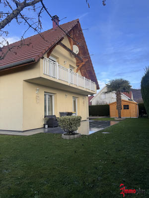 Maison - 151 m² - 7 pièces